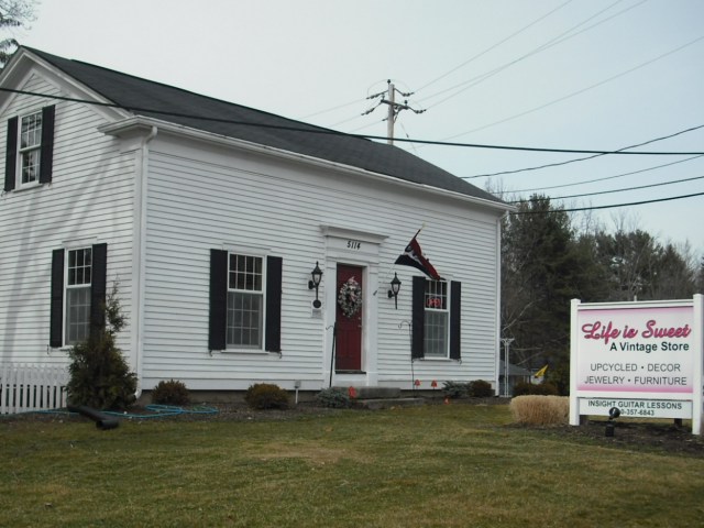 Insight Guitar Exterior View.jpg